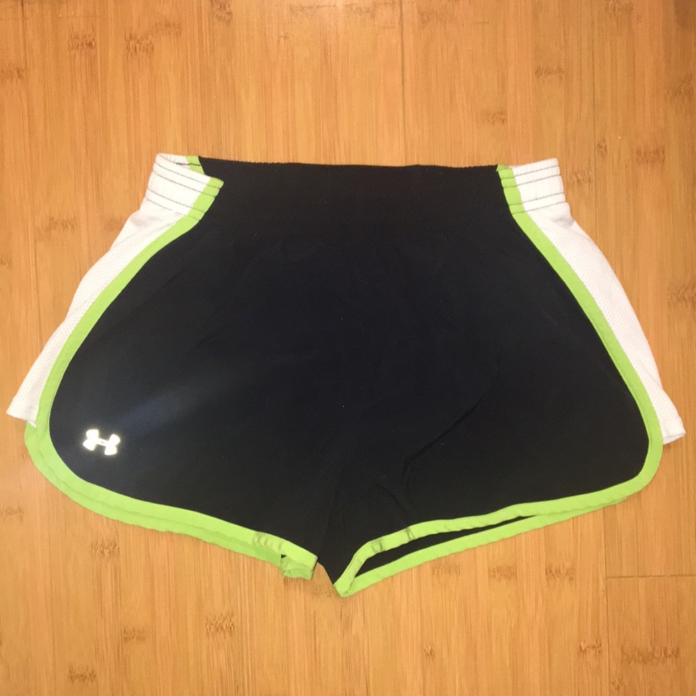Under Armour black and green running shorts | XS
